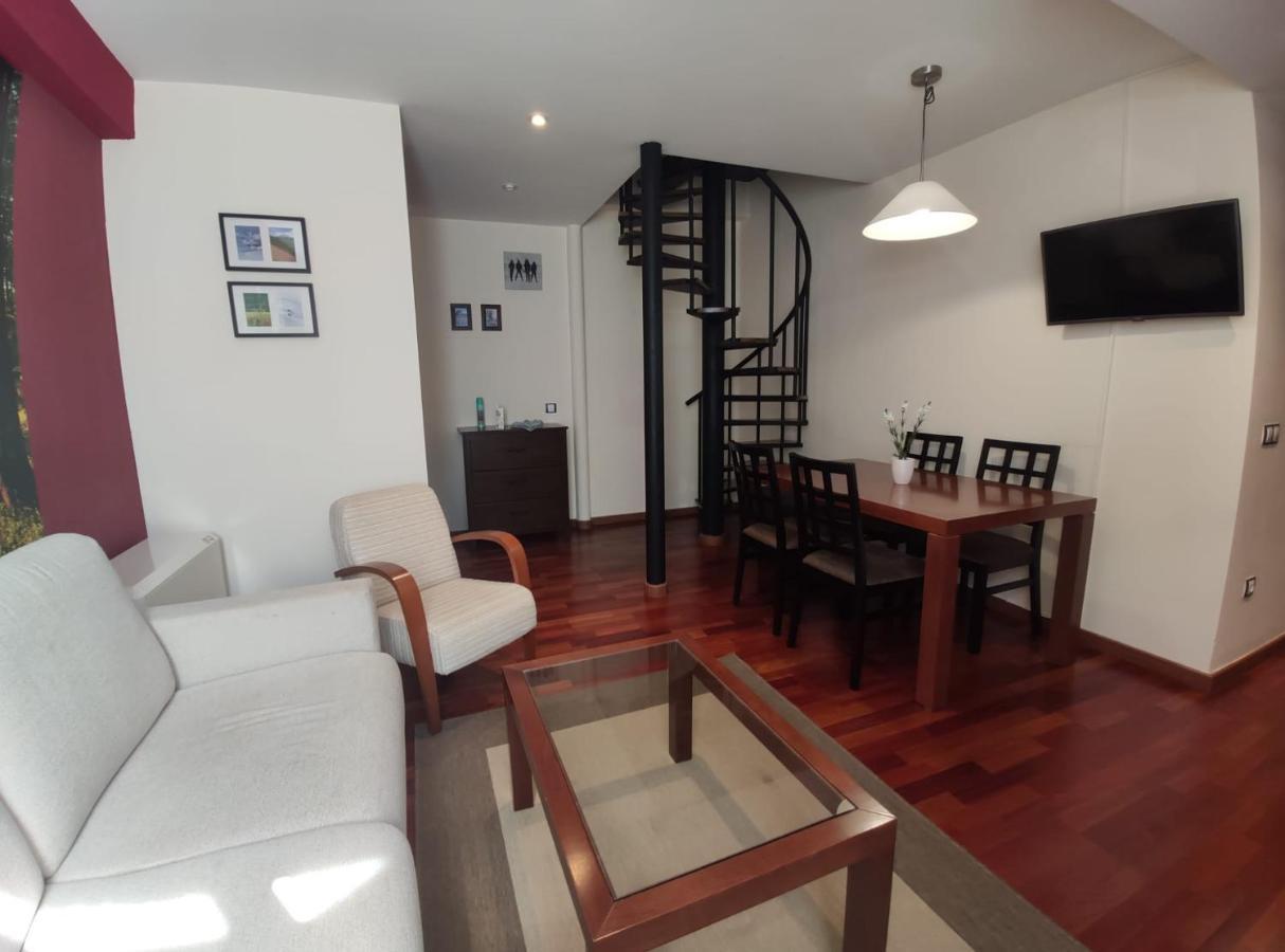 Apartamento Montes De Villanúa Exteriör bild