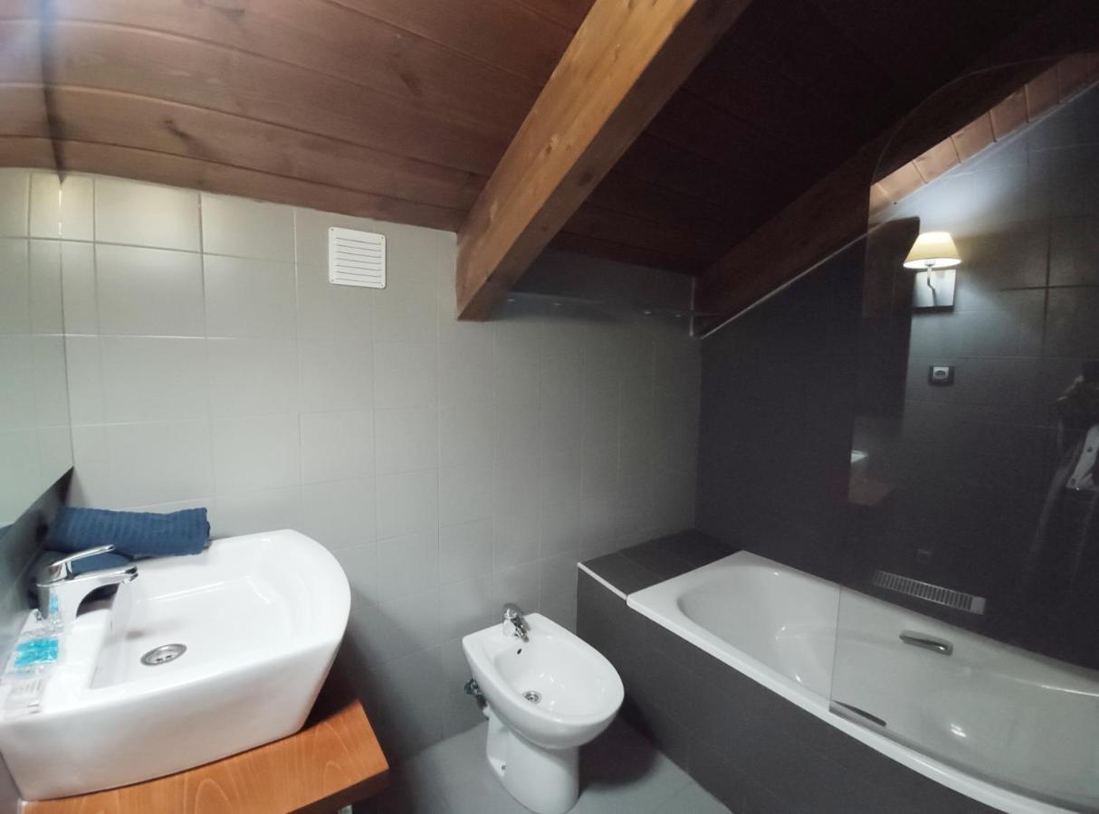 Apartamento Montes De Villanúa Exteriör bild