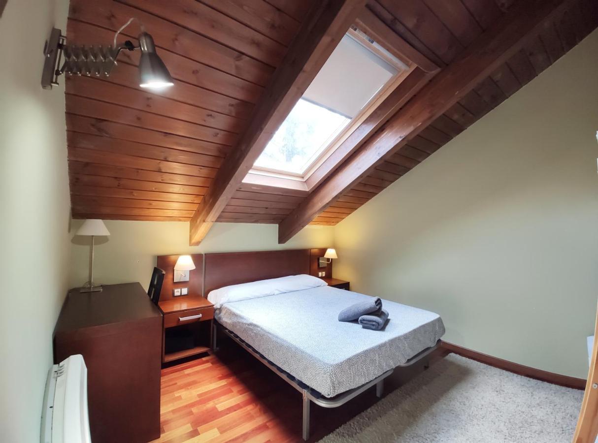 Apartamento Montes De Villanúa Exteriör bild