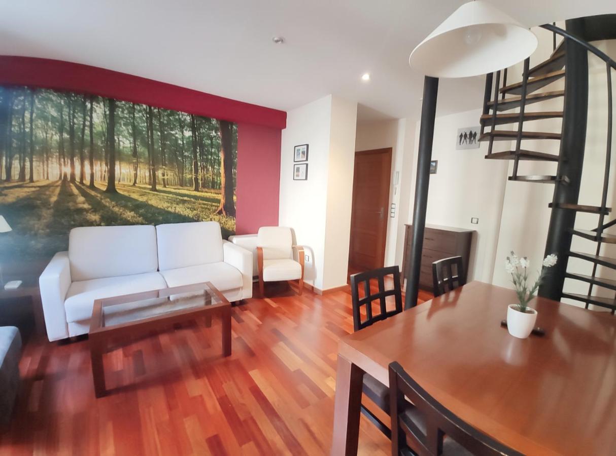 Apartamento Montes De Villanúa Exteriör bild